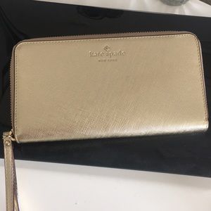New Kate Spade Gold Wristlet
